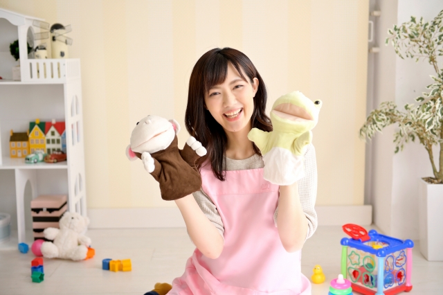 優しそうな保母さん